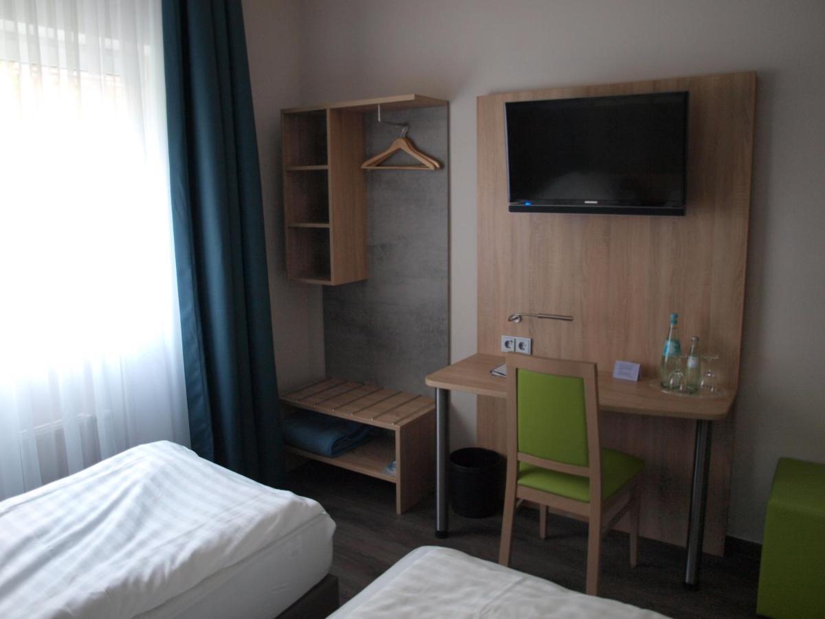Airport Business Hotel Koeln Bagian luar foto