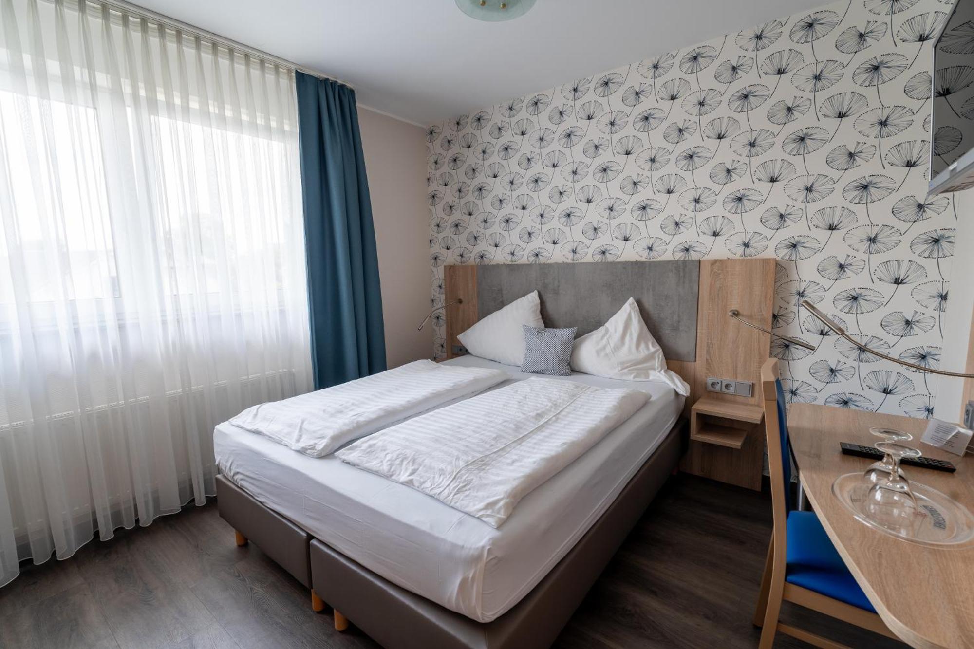 Airport Business Hotel Koeln Bagian luar foto