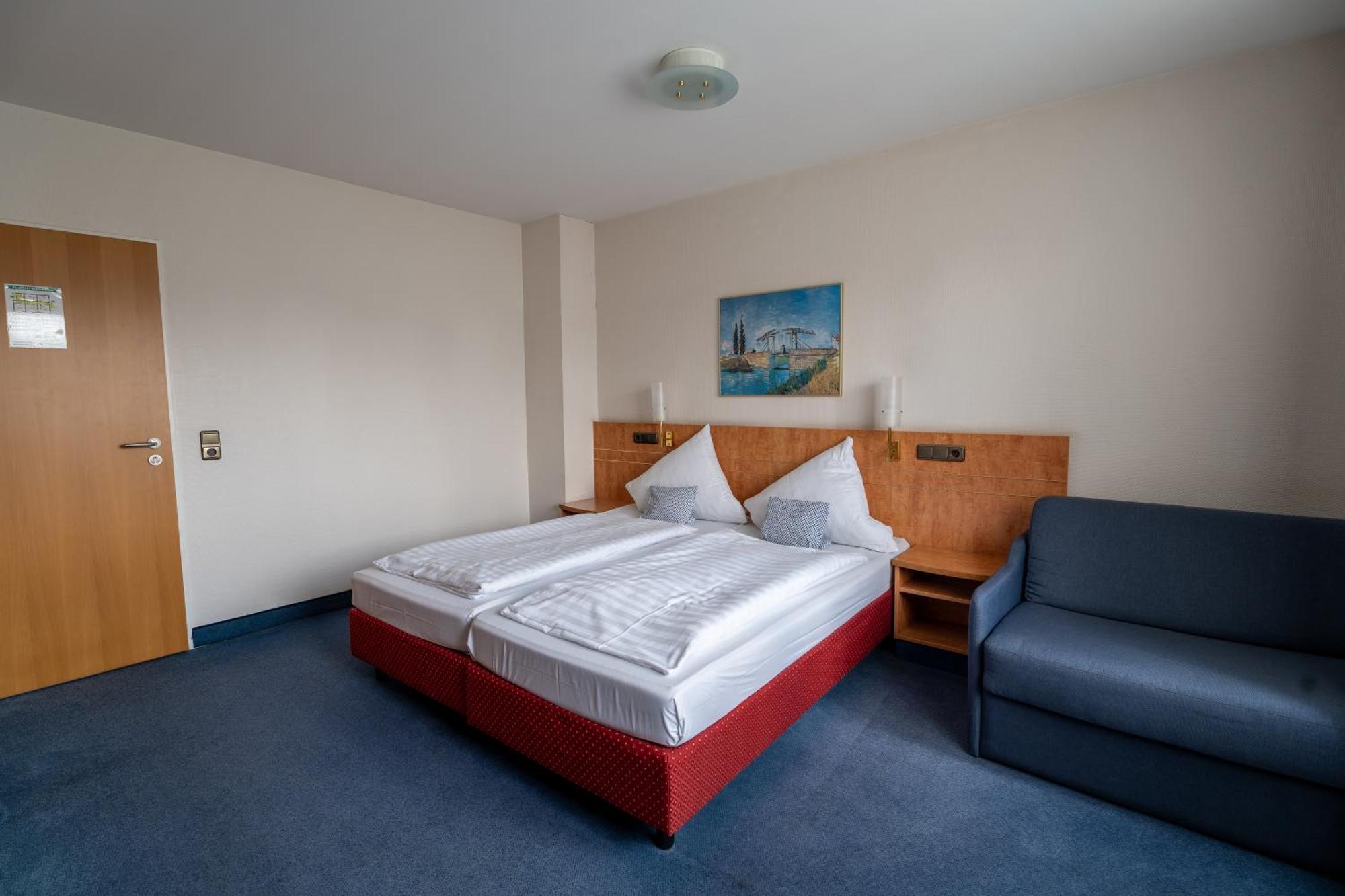 Airport Business Hotel Koeln Bagian luar foto