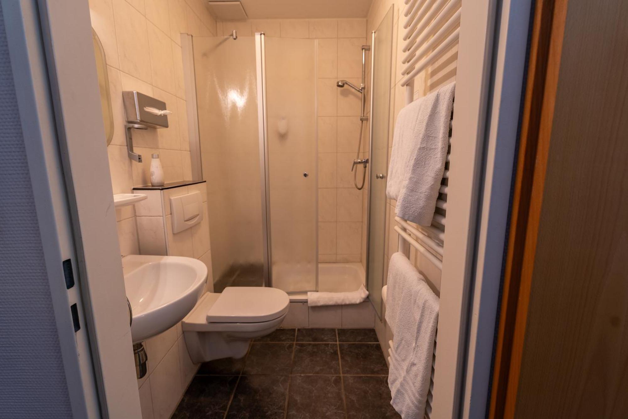 Airport Business Hotel Koeln Bagian luar foto
